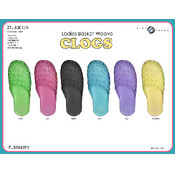 Ladies Basket-Weave Clogs