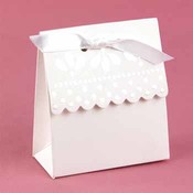 White Scalloped Edge Favor Boxes
